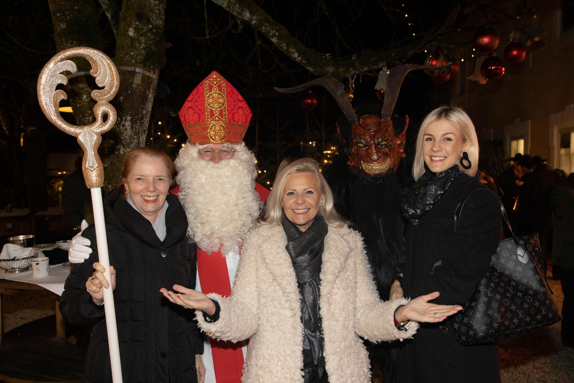 Adventzauber Aigen Charity Nikolaus und Krampus