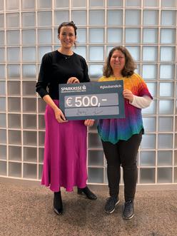 Die Spenden&uuml;bergabe